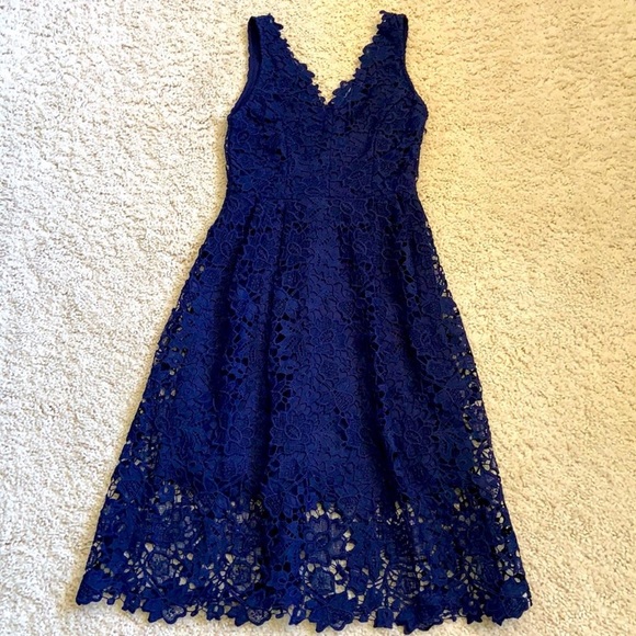 NWT Astr V-Neck Lace Fit & Flare navy blue Dress - Picture 4 of 9